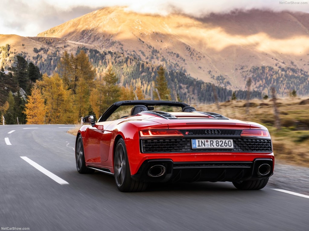 Audi R8 Spyder 5.2 FSI V10 RWD